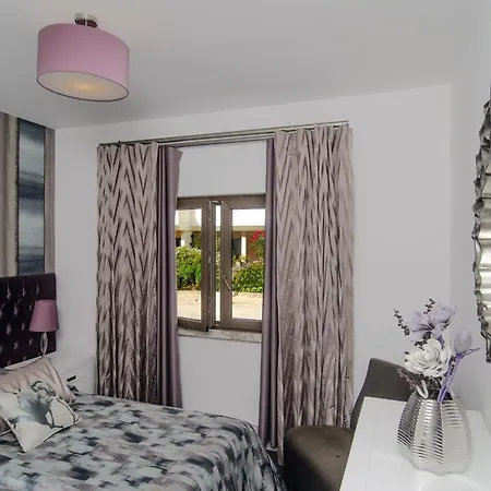 605 Casa Sara Апартаменты