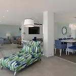 605 Casa Sara *