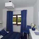 605 Casa Sara