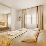 605 Casa Sara Lagos